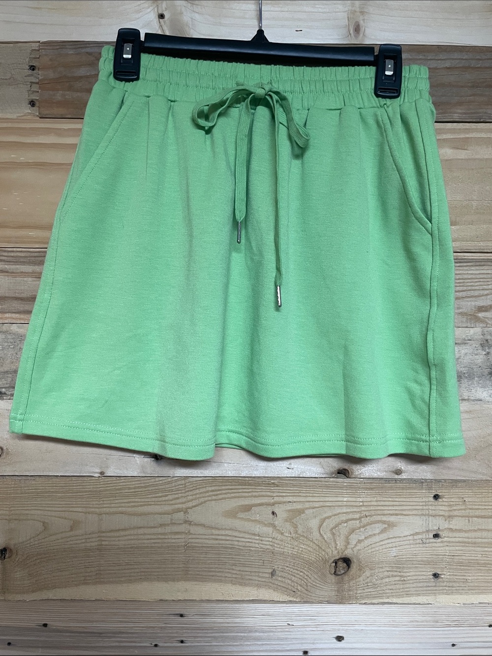 Kori America size small lime green terrycloth elastic waist skirt with pockets